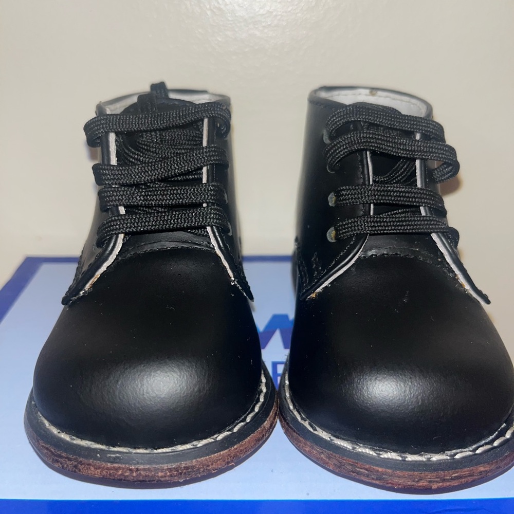 Baby walking shoes